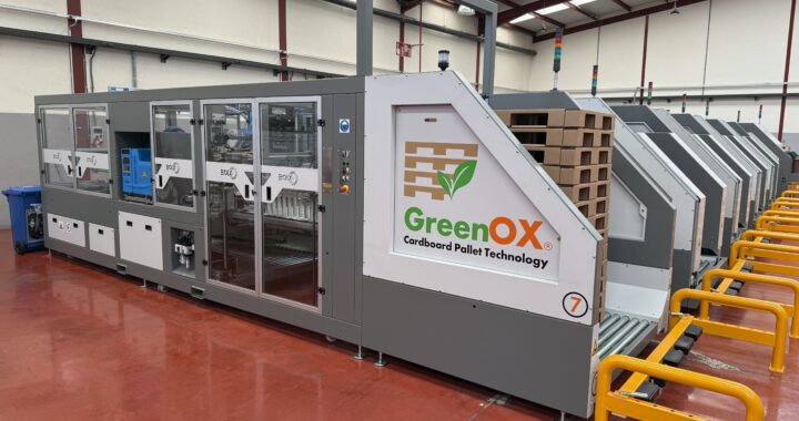 Green OX Cardboard Pallet machine